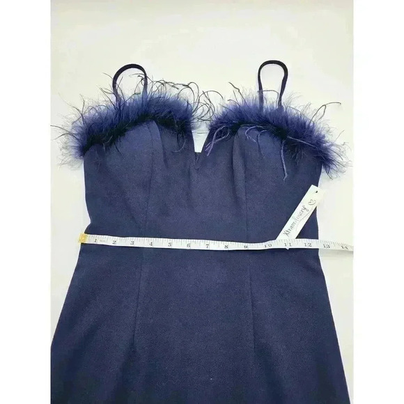 Xtraordinary Junior's Size 5 Midnight Blue Bodycon Dress with Feather Trim NWT - Picture 4 of 10